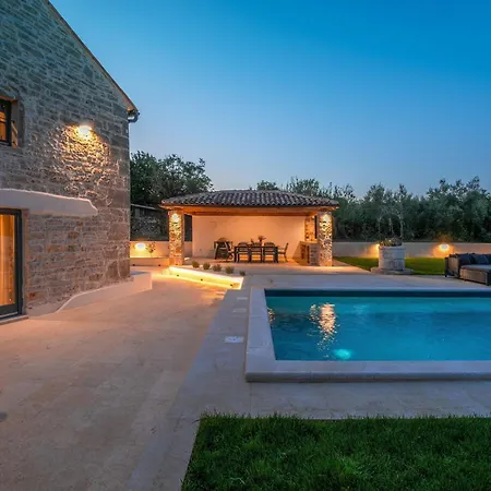 Treori Villa Orbanići