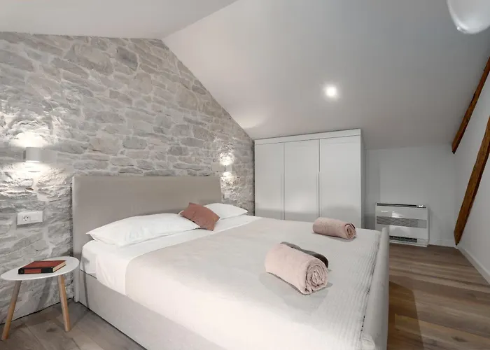 Vila Treori Orbanici