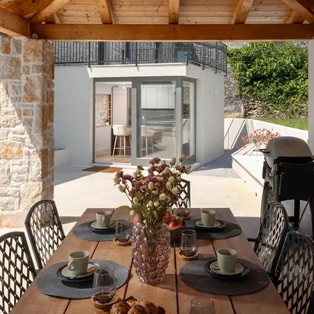 Treori Villa