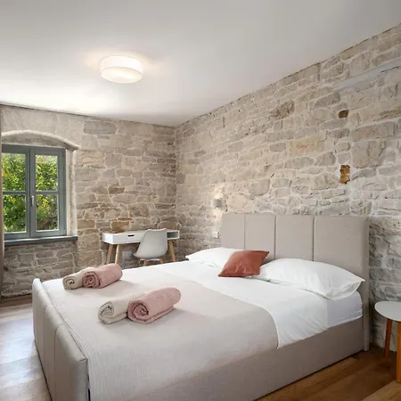 Treori Villa *
