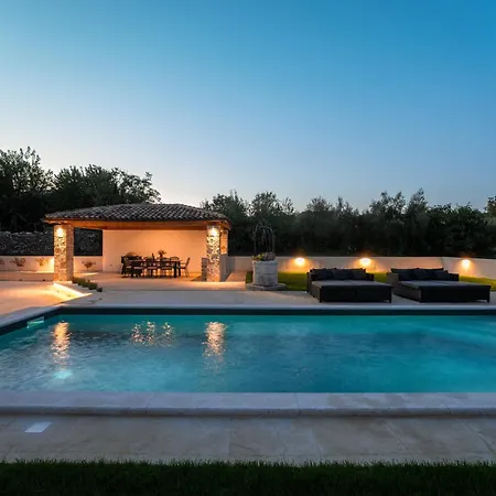 Treori Villa