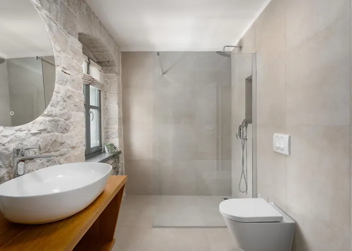 Treori Villa *
