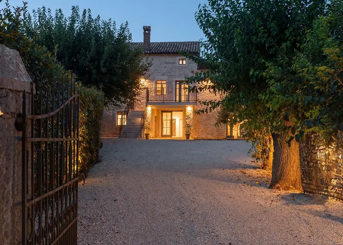 Treori Villa *